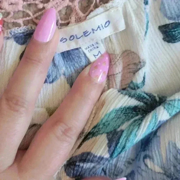 Solemio floral lace sleeveless romper size medium - Picture 7 of 12